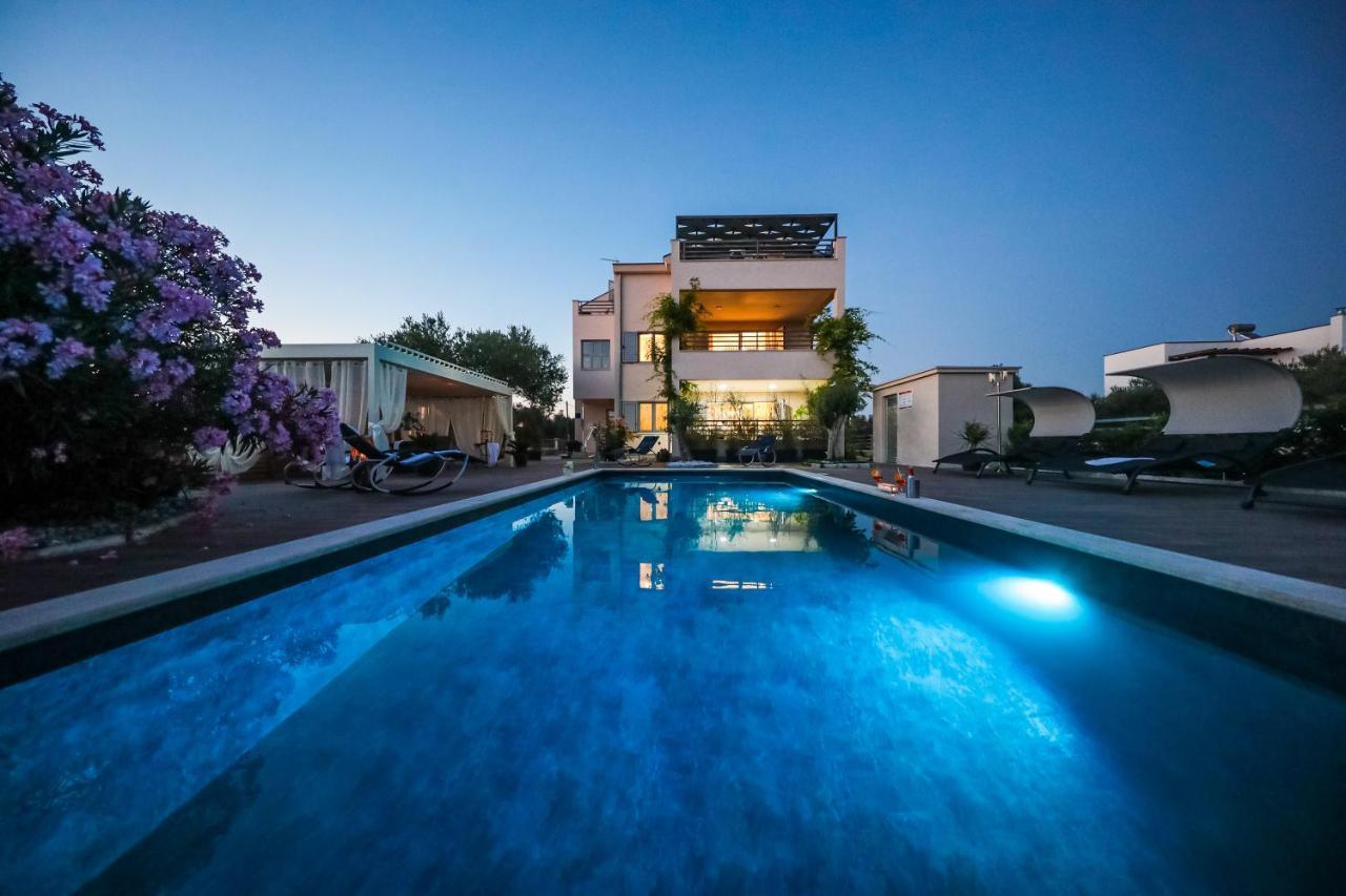 Villa Olive Garden Sukosan Bagian luar foto