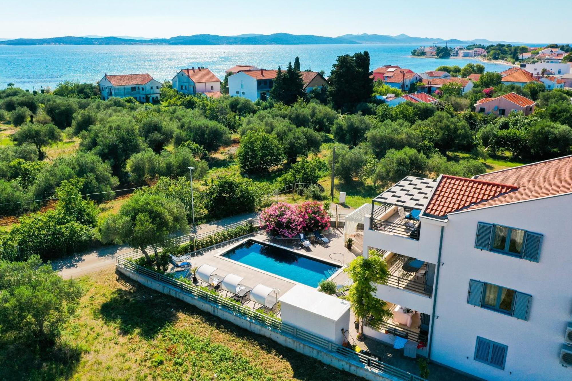 Villa Olive Garden Sukosan Bagian luar foto